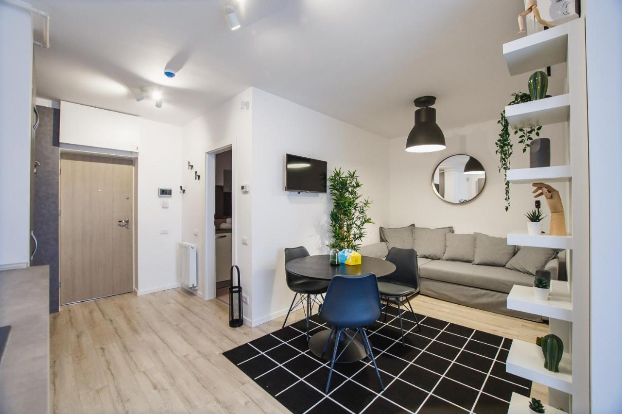 Trendy Apartment Near City Center Oradea Extérieur photo