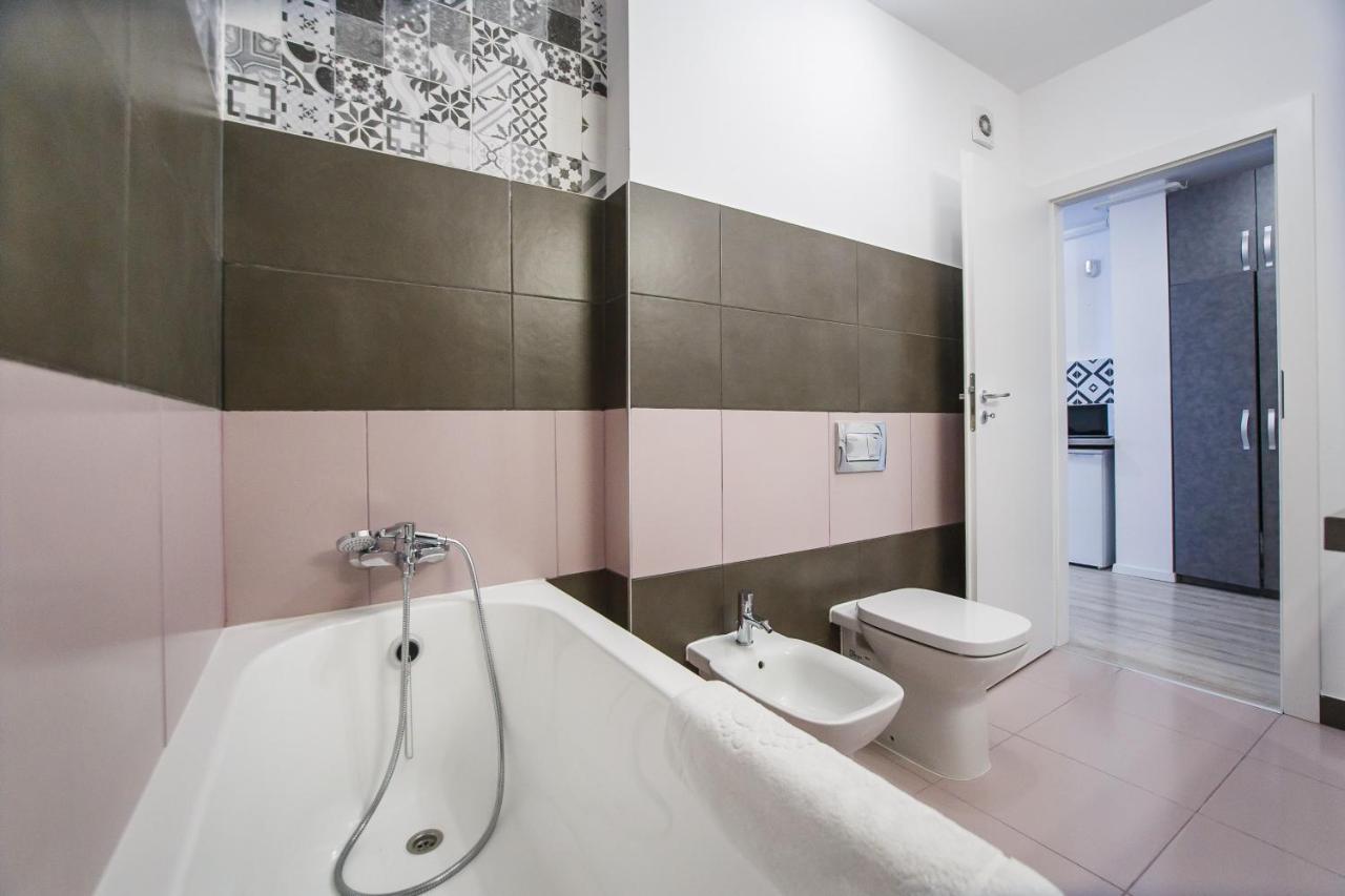Trendy Apartment Near City Center Oradea Extérieur photo