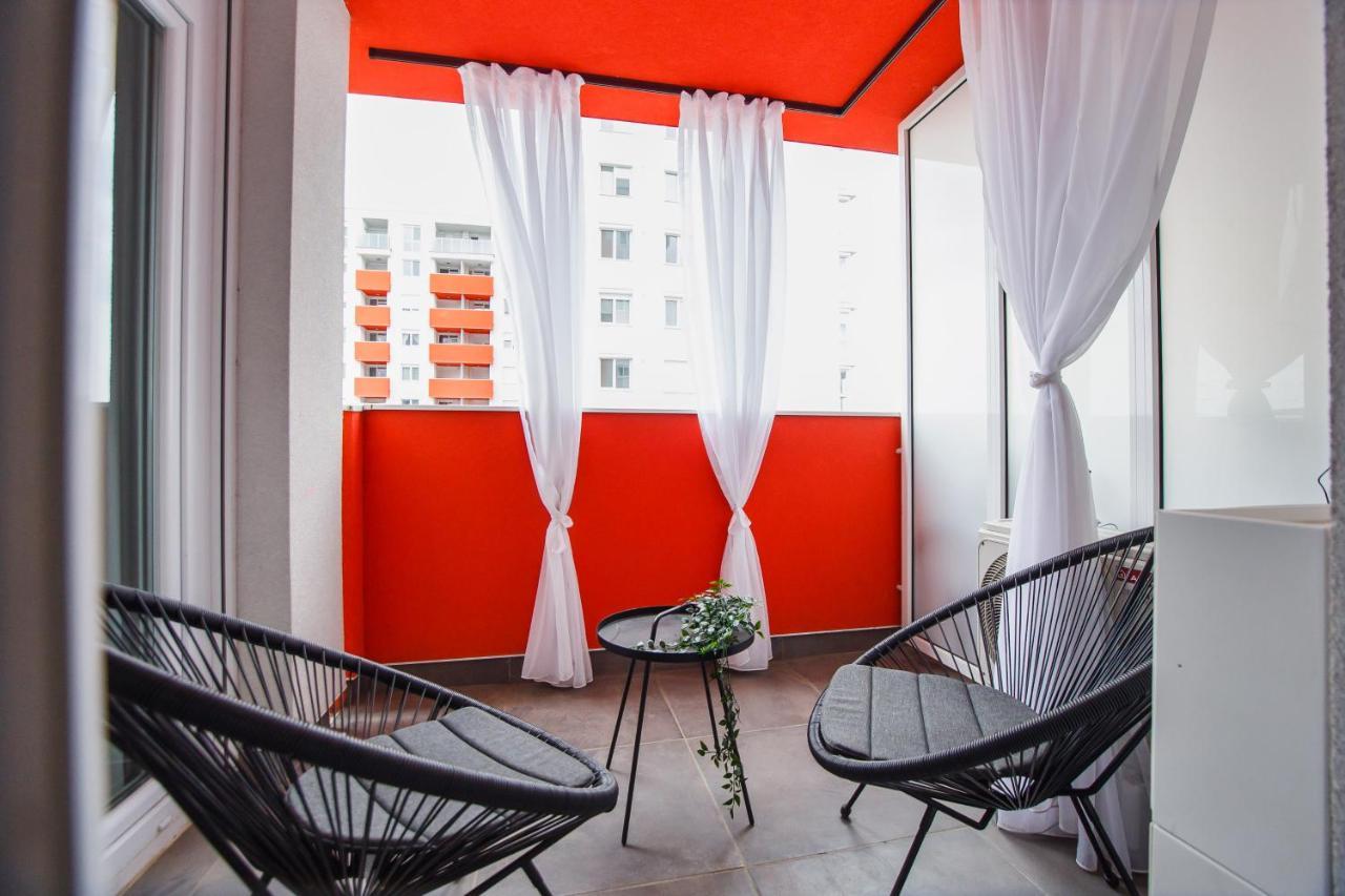 Trendy Apartment Near City Center Oradea Extérieur photo